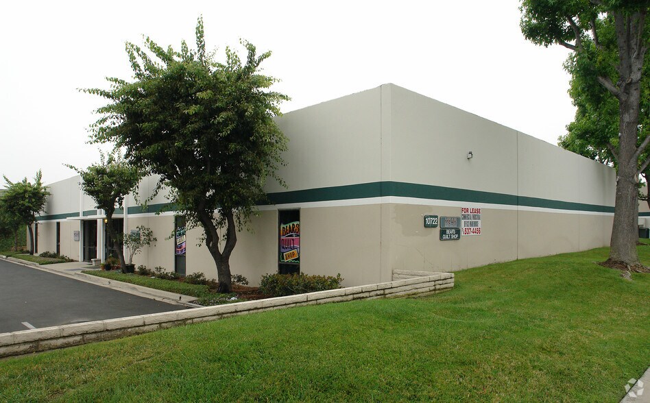 Primary Photo Of 10722 Trask Ave, Garden Grove Warehouse For Lease