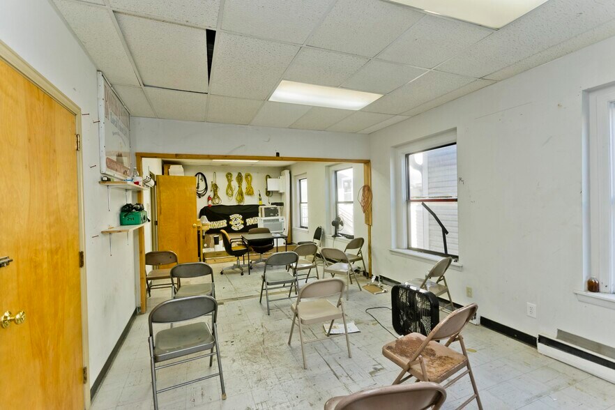 More Photos Of 55 Main St, Chicopee Storefront Retail Office For Lease