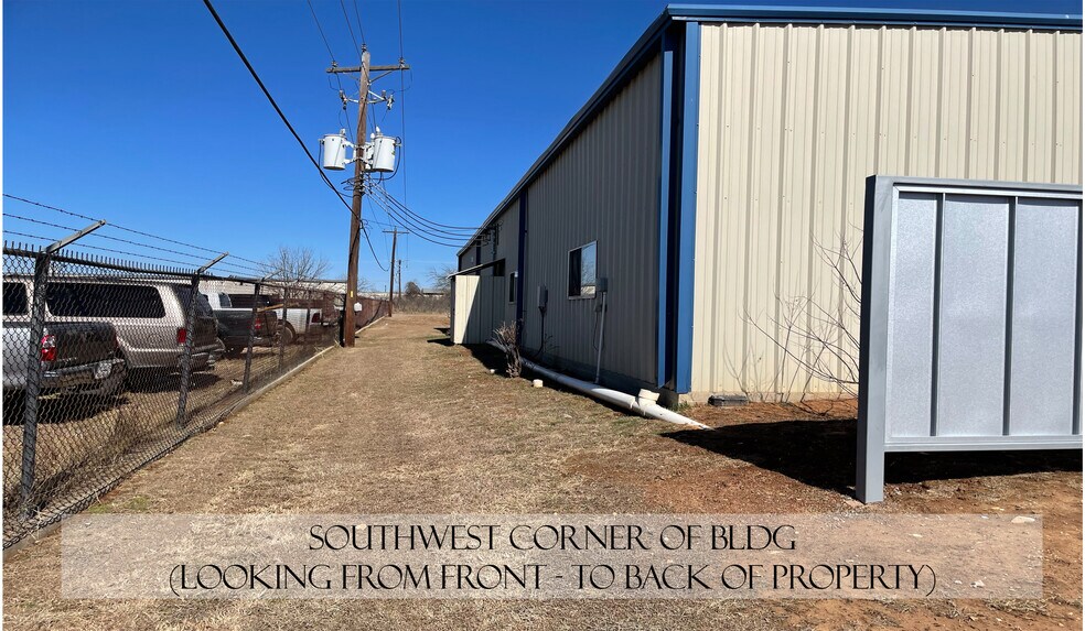 More Photos Of 632 Fm 2093, Fredericksburg Warehouse For Lease