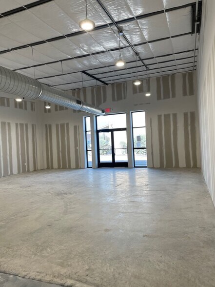 More Photos Of 12705 W State Highway 29, Liberty Hill Storefront For Lease