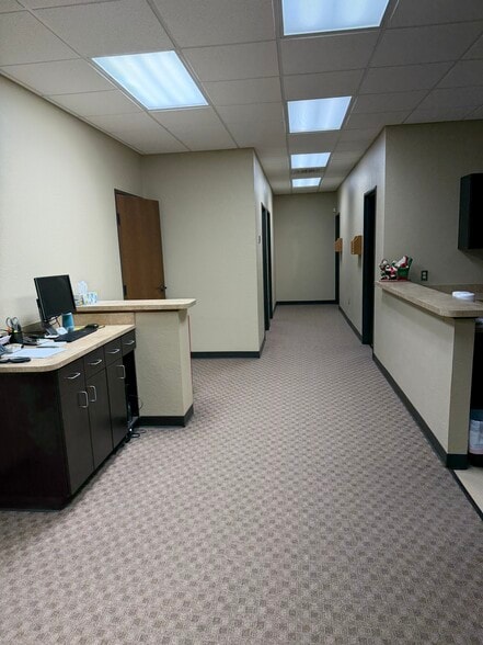 More Photos Of 1224 SW 104th St, Oklahoma City Medical For Lease