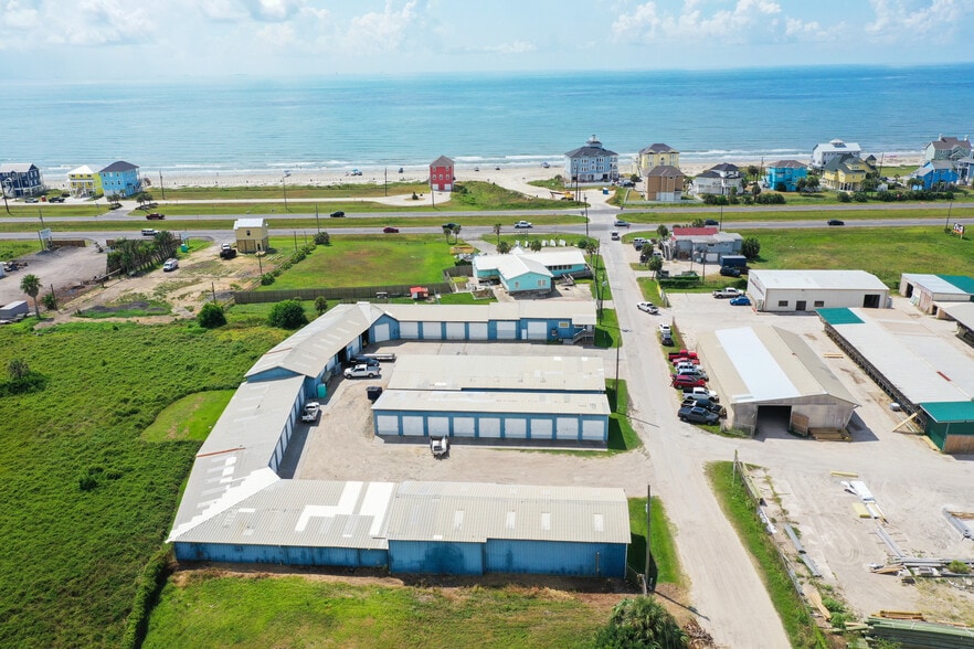 More Photos Of 4820 Pean St, Galveston Warehouse For Sale