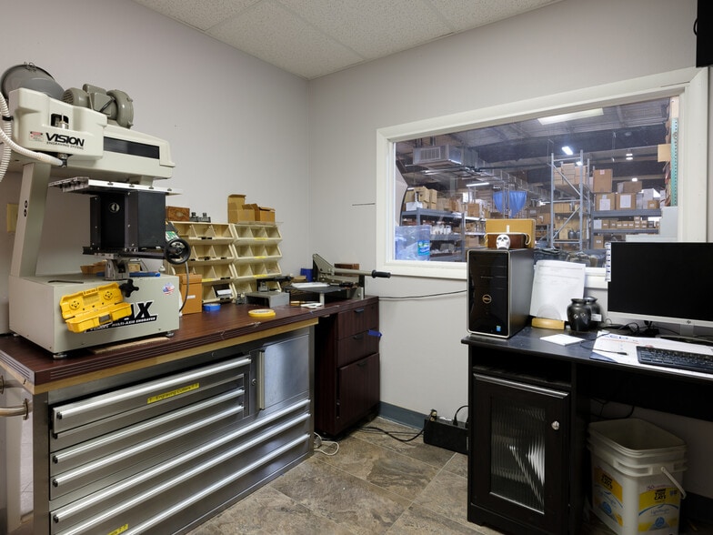More Photos Of 2229 Whitfield Park Dr, Sarasota Warehouse For Sale