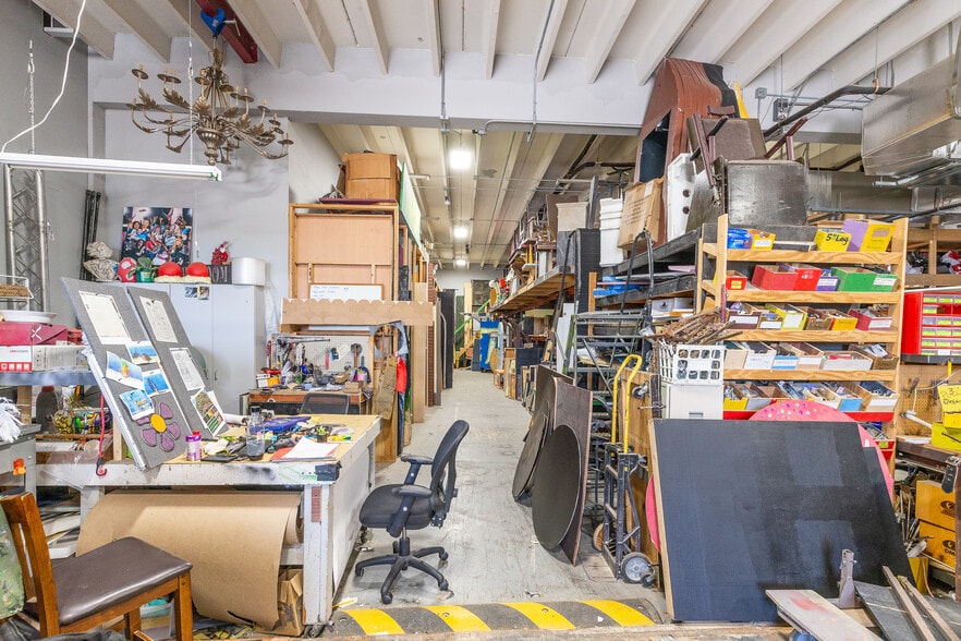More Photos Of 2169 10th St, Sarasota Warehouse For Sale