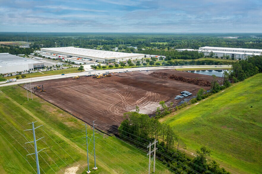 More Photos Of 9770 Pritchard Rd, Jacksonville Unknown For Lease