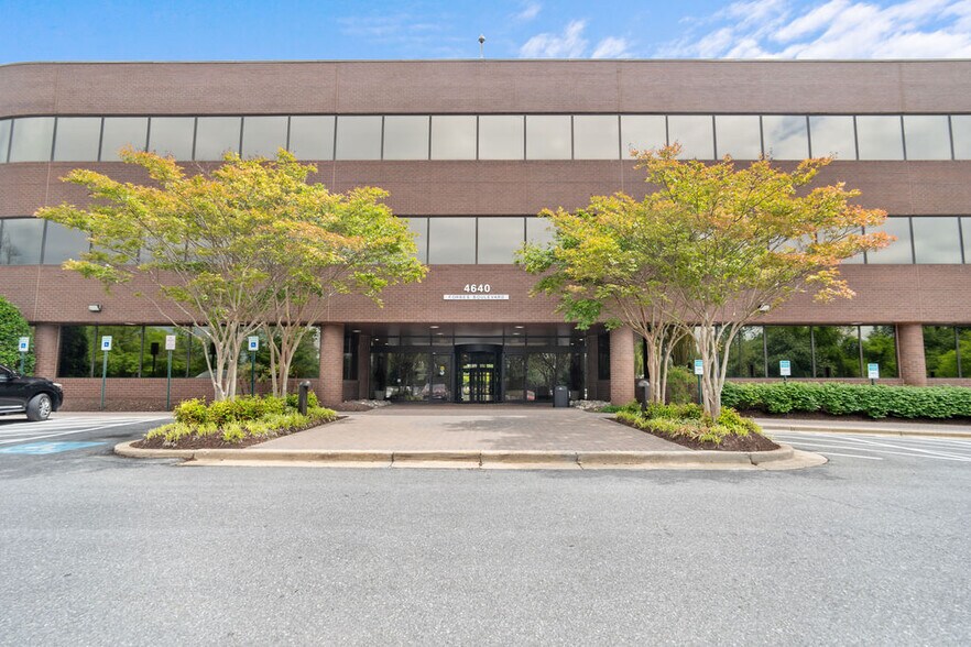 More Photos Of 4640 Forbes Blvd, Lanham Office For Lease