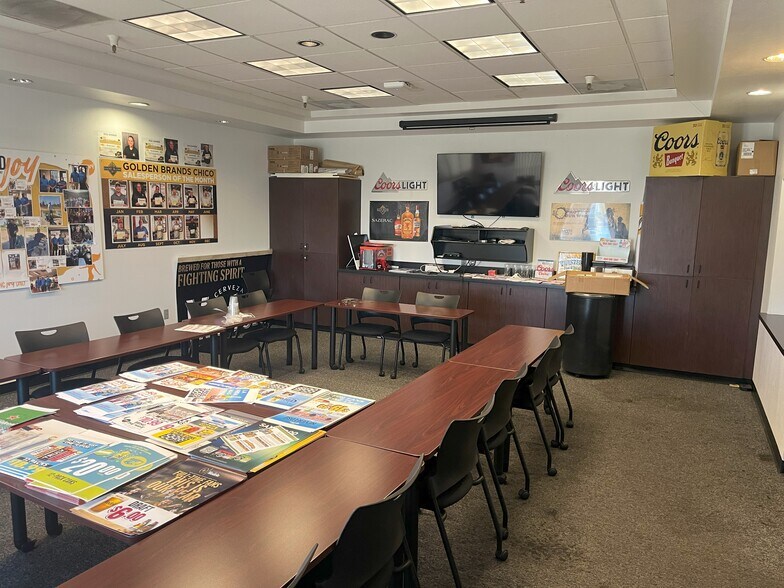 More Photos Of 71 Loren Ave, Chico Industrial For Sale