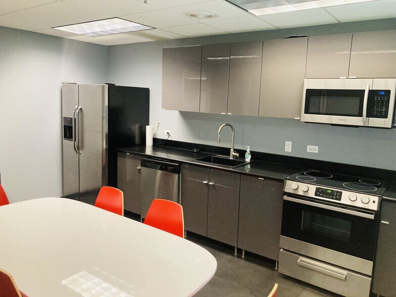 More Photos Of 26200 S Whiting Way, Monee Warehouse For Lease