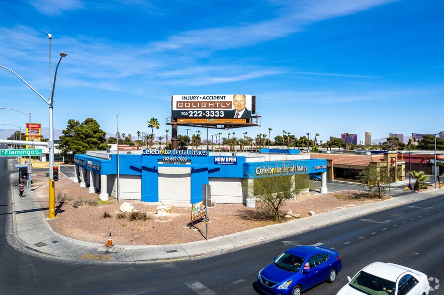 More Photos Of 4850 W Flamingo Rd, Las Vegas Unknown For Lease