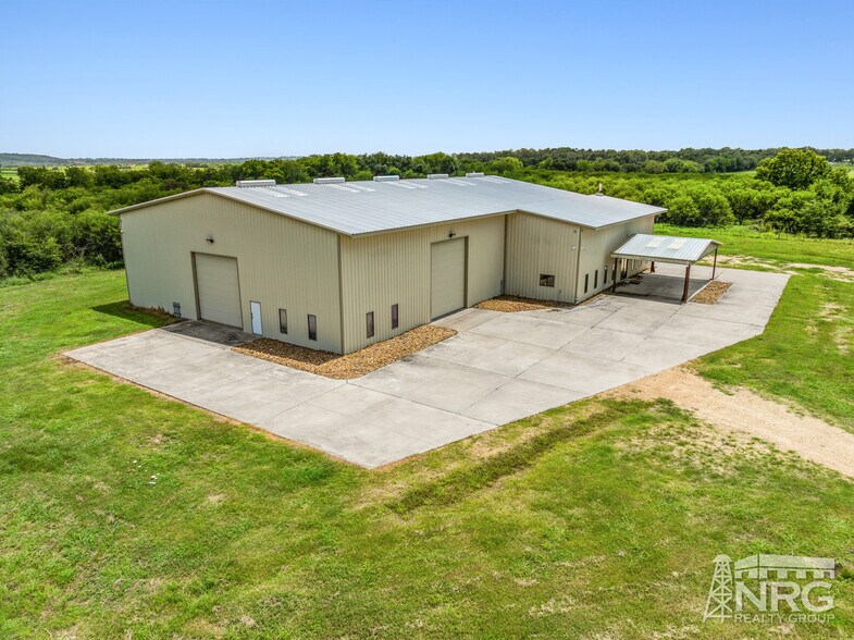 Primary Photo Of 851 Bordovsky Rd, La Grange Warehouse For Sale