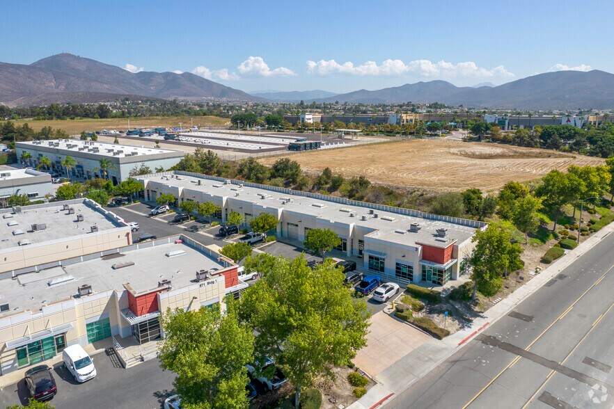 More Photos Of 871 Harold Pl, Chula Vista Warehouse For Lease