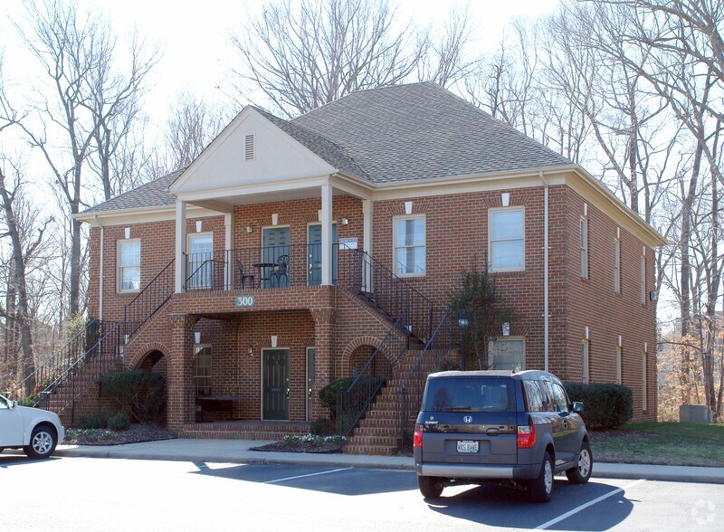 Primary Photo Of 780 Pilot House Dr, Newport News Office For Sale