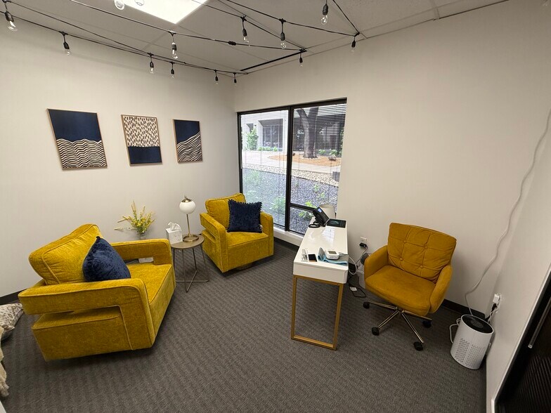 More Photos Of 700 E Park Blvd, Plano Office For Lease