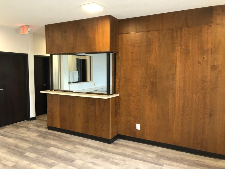 More Photos Of 905 N 21st St, Newark Medical For Lease