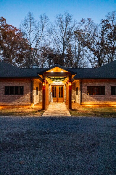 More Photos Of 60 Spradley Rd, Eclectic Specialty For Sale