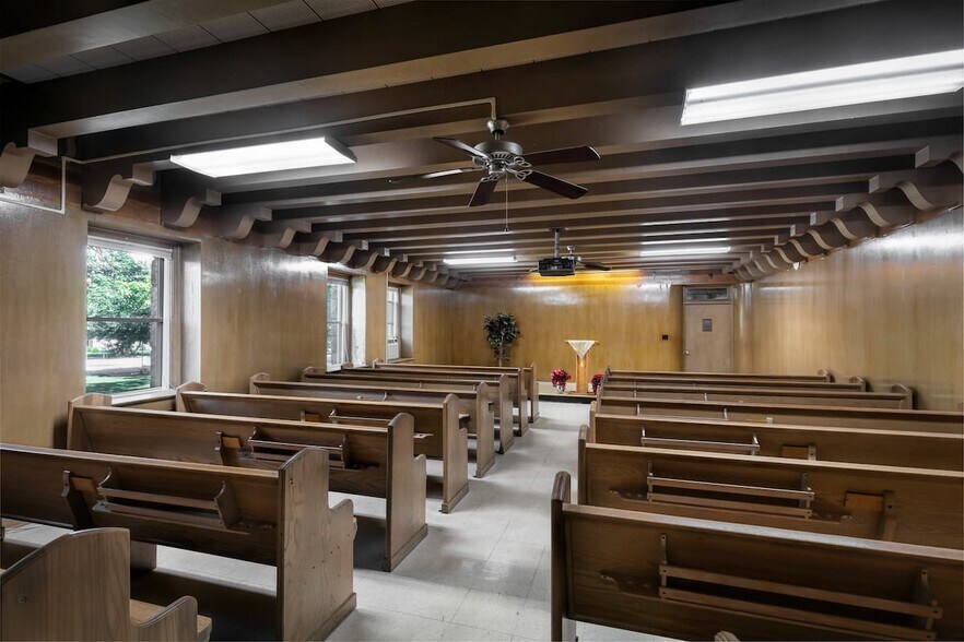 More Photos Of 7203 Paseo Blvd, Kansas City Religious Facility For Sale