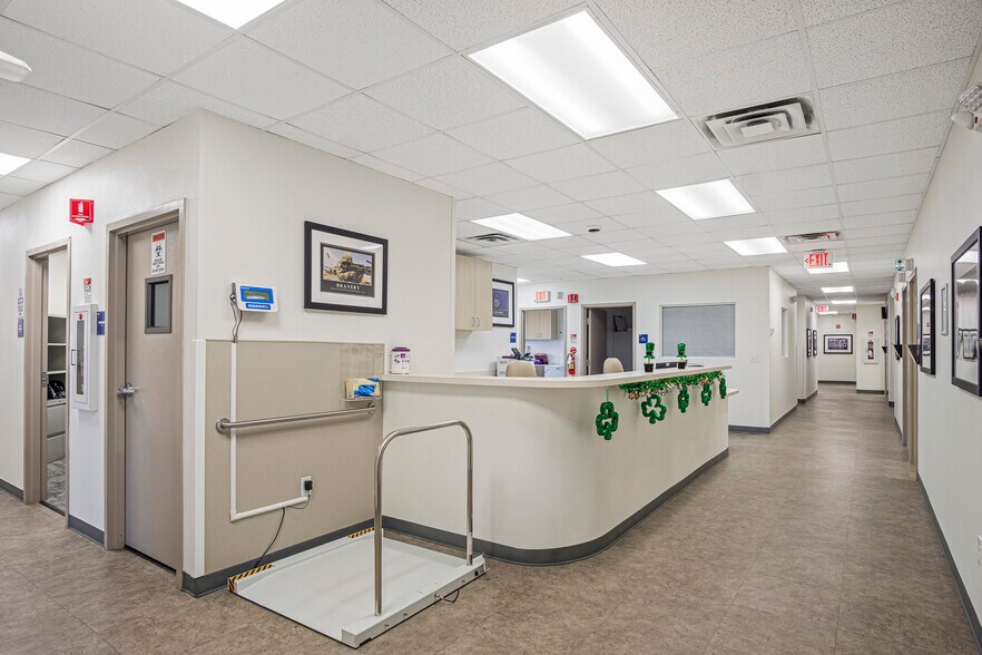 More Photos Of 1201 N Parrott Ave, Okeechobee Medical For Sale