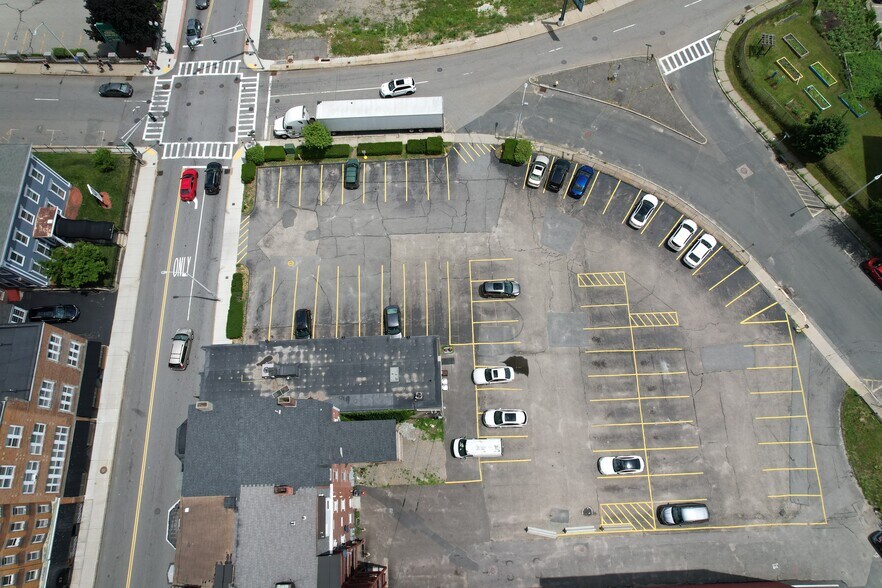 More Photos Of 72 Pleasant St, Worcester Land For Lease