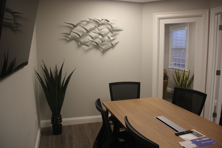 More Photos Of 60 Munson Meeting Way, Chatham Coworking Space