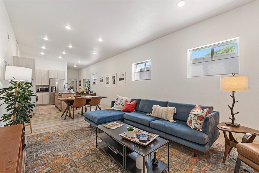 More Photos Of 1905 2nd St, Baker City Storefront Retail Residential For Sale