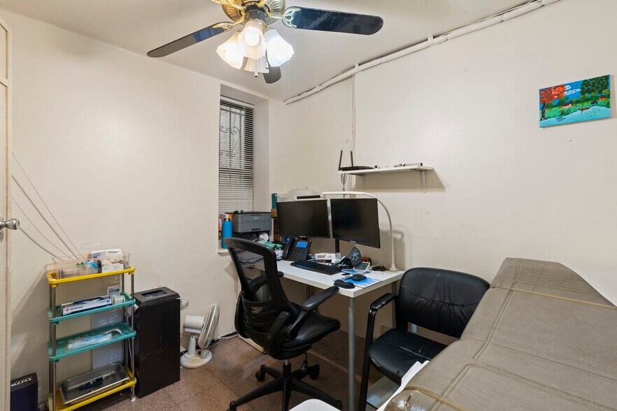 More Photos Of 30 Saint James Pl, Brooklyn Apartments For Lease