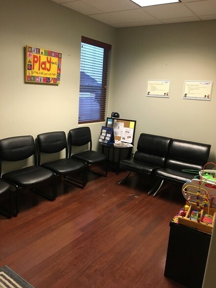 More Photos Of 4206 W 24th Ave, Kennewick Loft Creative Space For Lease