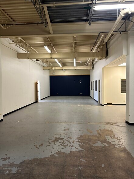 More Photos Of 14700-14738 S Cicero Ave, Midlothian Unknown For Lease