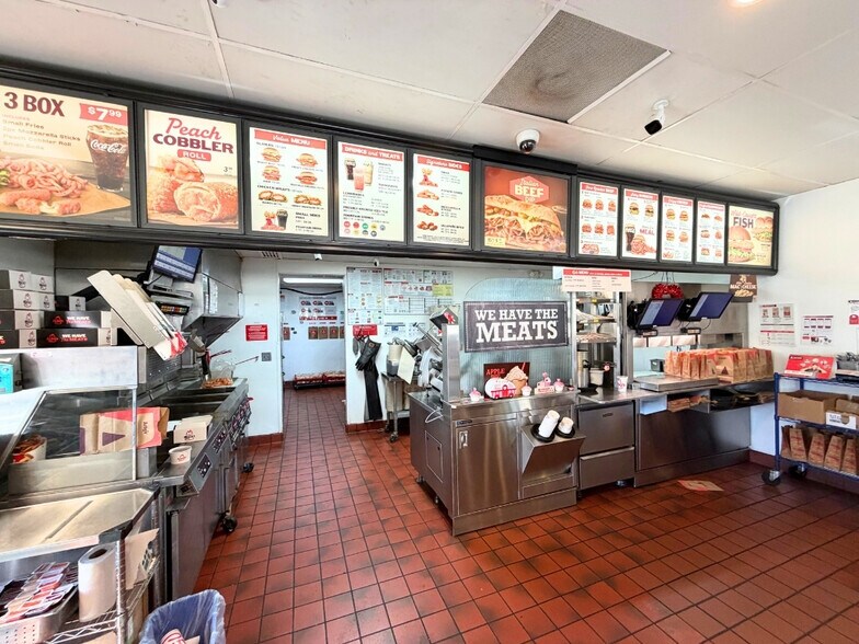 More Photos Of 670 S E St, San Bernardino Fast Food For Lease