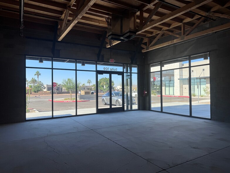 More Photos Of 23423 N 67th Ave, Glendale Storefront Retail Office For Lease