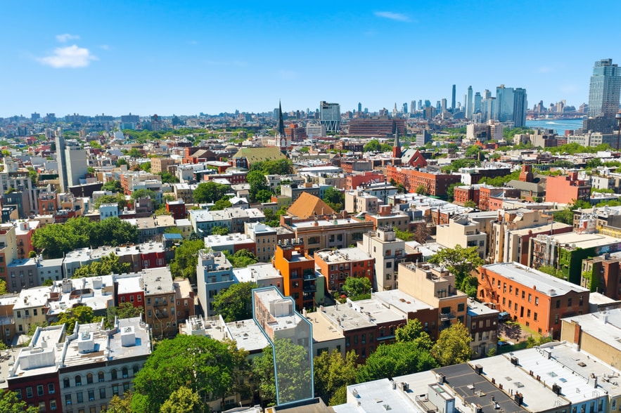 More Photos Of 168 India St, Brooklyn Apartments For Sale