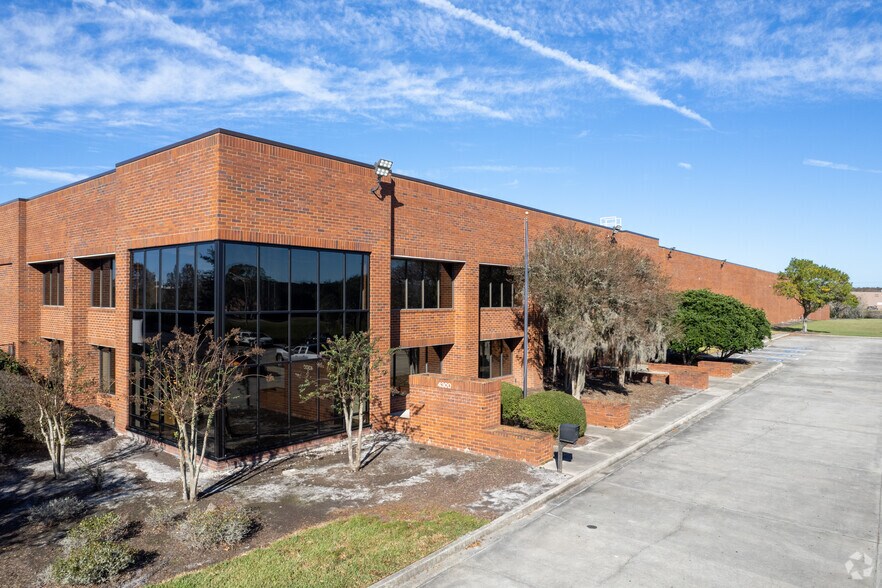 Primary Photo Of 4300 Bulls Bay Hwy, Jacksonville Warehouse For Lease