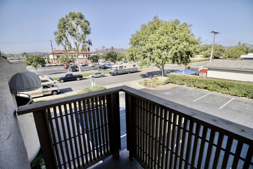 More Photos Of 735 E Ohio Ave, Escondido Medical For Lease