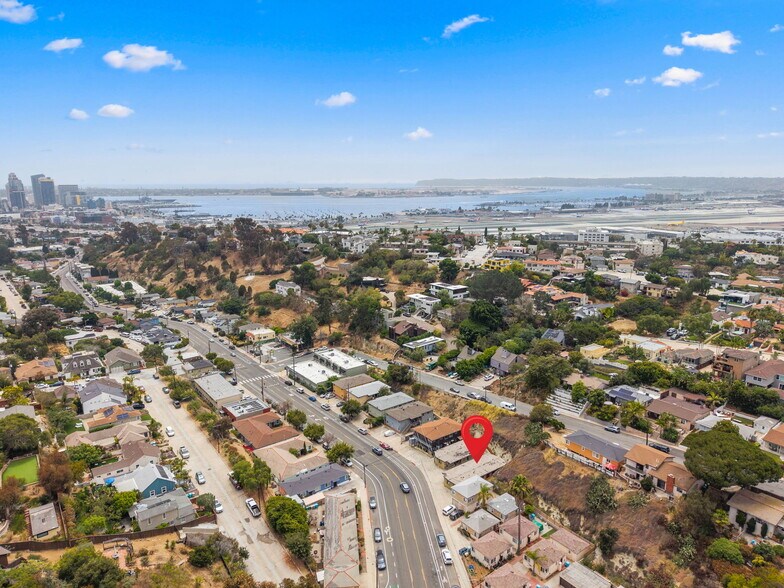 More Photos Of 3206-3216 Reynard Way, San Diego Apartments For Sale