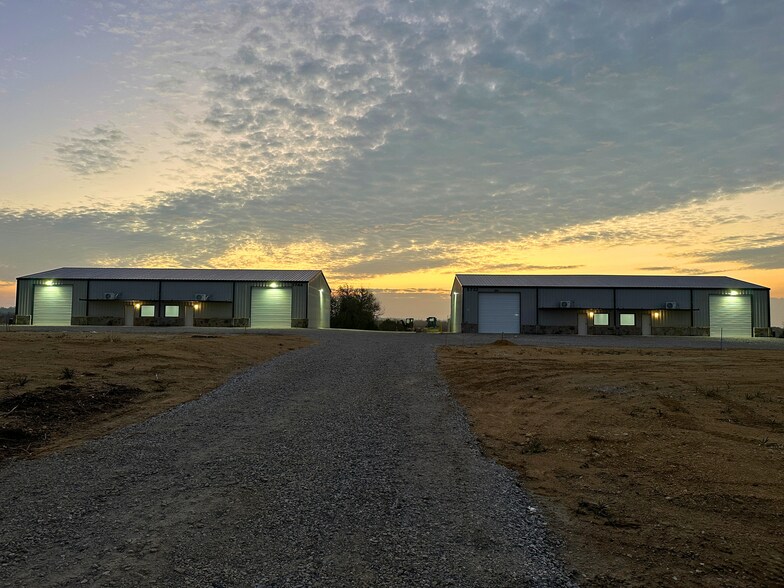 More Photos Of 5744 N FM 51, Weatherford Light Distribution For Lease