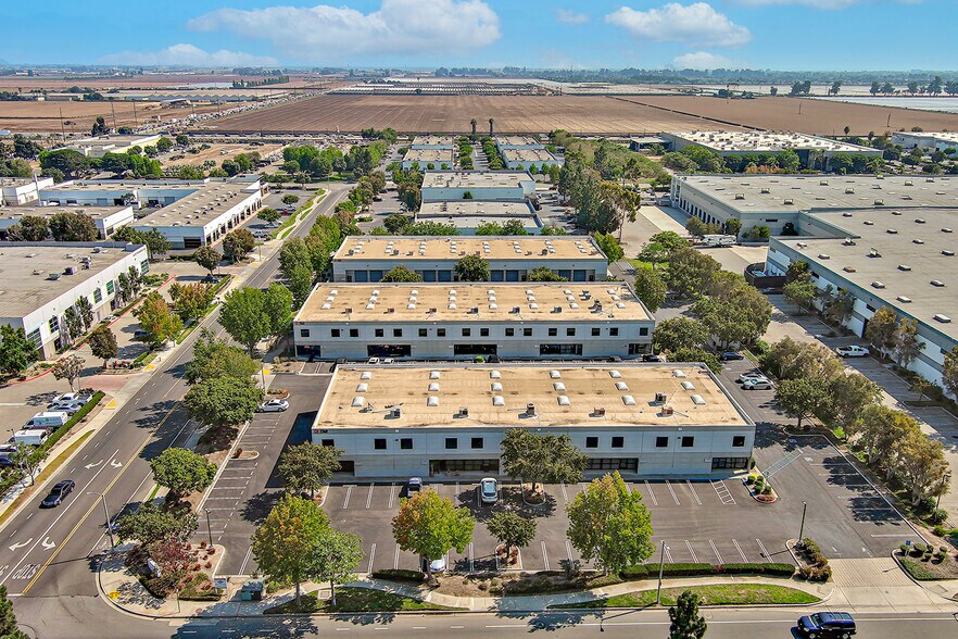 More Photos Of 2360 E Sturgis Rd, Oxnard Warehouse For Sale