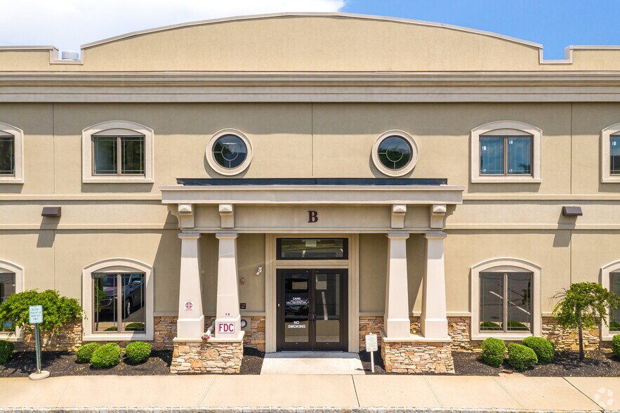 More Photos Of 234 Industrial Way, Eatontown Medical For Lease