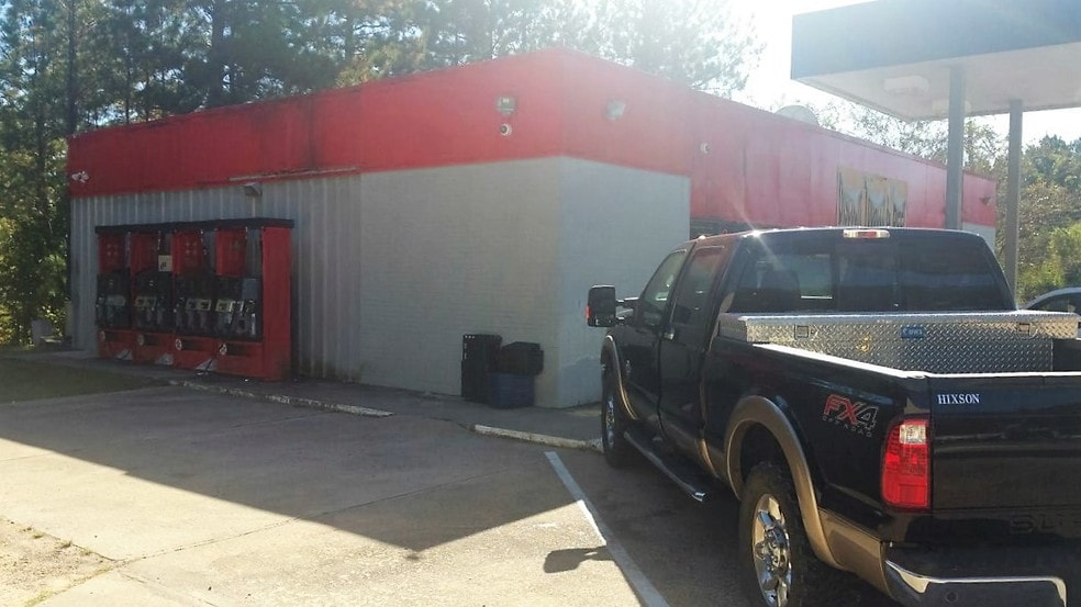 More Photos Of 4000 Highway 28 E, Pineville Service Station For Sale