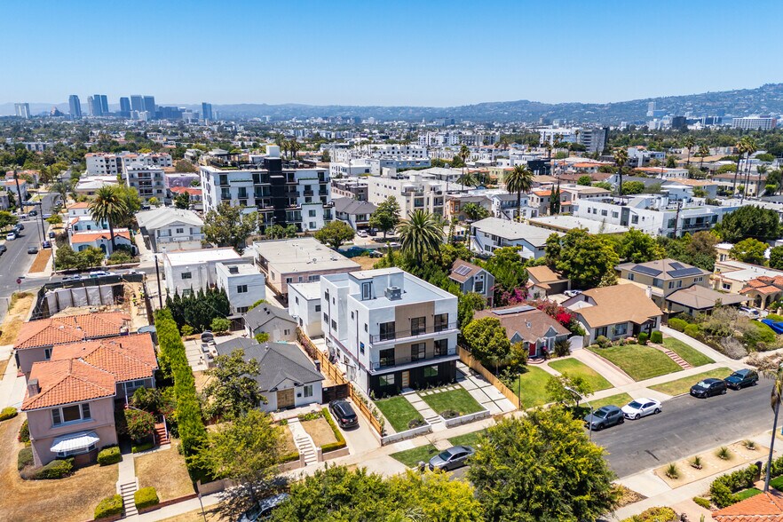 More Photos Of 1557 S Ogden Dr, Los Angeles Apartments For Sale