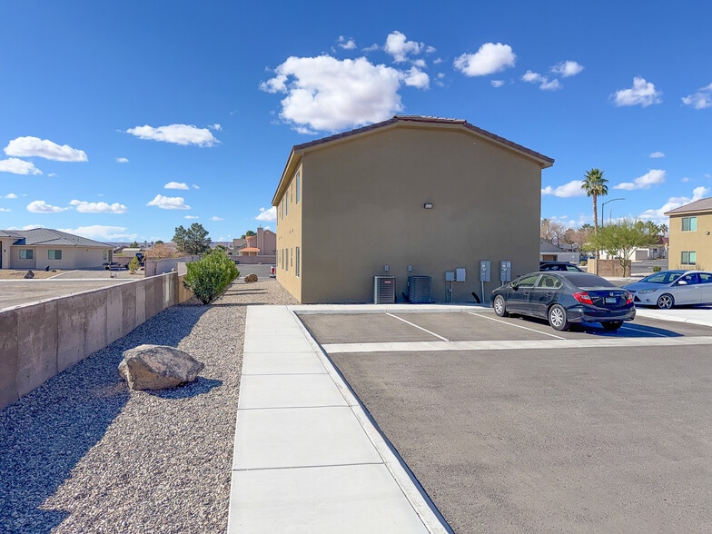 More Photos Of 100 E 1st South St, Mesquite Apartments For Sale