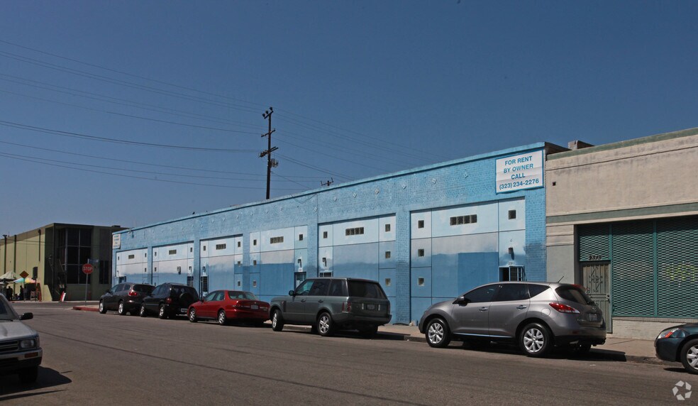 More Photos Of 2301-2311 E 8th St, Los Angeles Warehouse For Lease