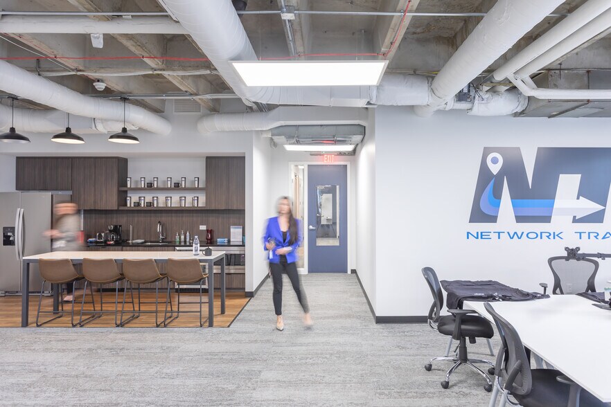 More Photos Of 501 Union St, Nashville Office For Lease