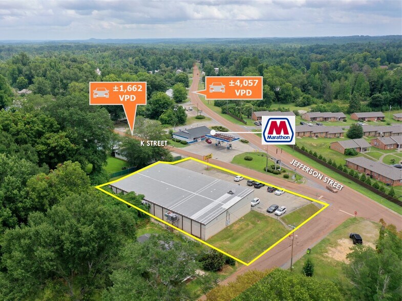 More Photos Of 819 K St, Alexander City Freestanding For Sale