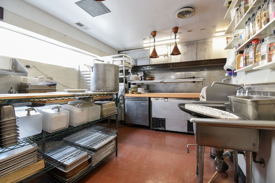 More Photos Of 2456 N California Ave, Chicago Storefront Retail Residential For Lease