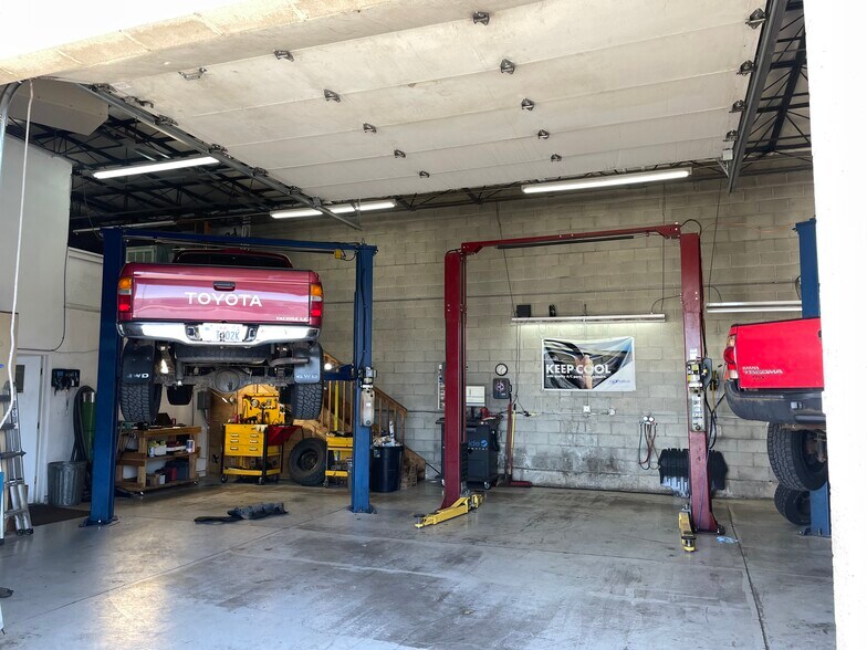 More Photos Of 440 W 200 N, Bountiful Warehouse For Lease