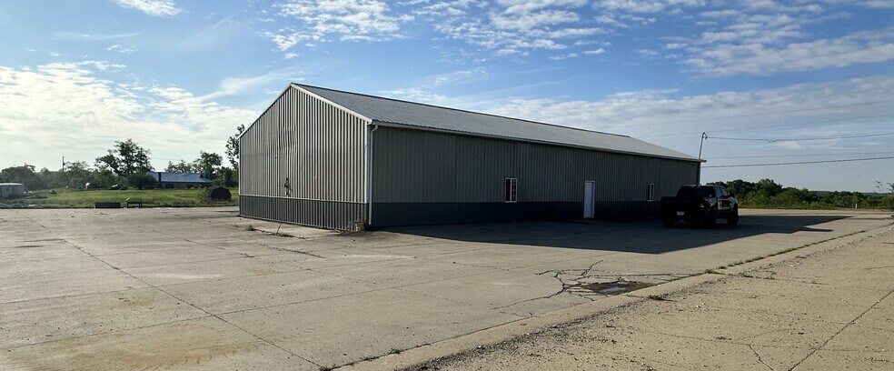 More Photos Of 66310 Pisgah Rd, Quaker City Warehouse For Sale
