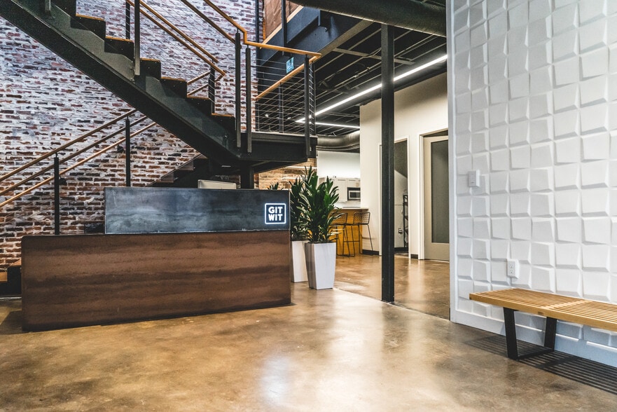 More Photos Of 301 E Archer St, Tulsa Loft Creative Space For Sale