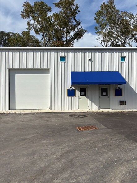 Primary Photo Of 317 Pendarvis Ln, Summerville Flex For Lease