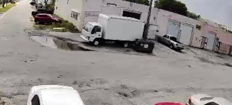 More Photos Of 400-490 SE 11th Ave, Hialeah Warehouse For Lease