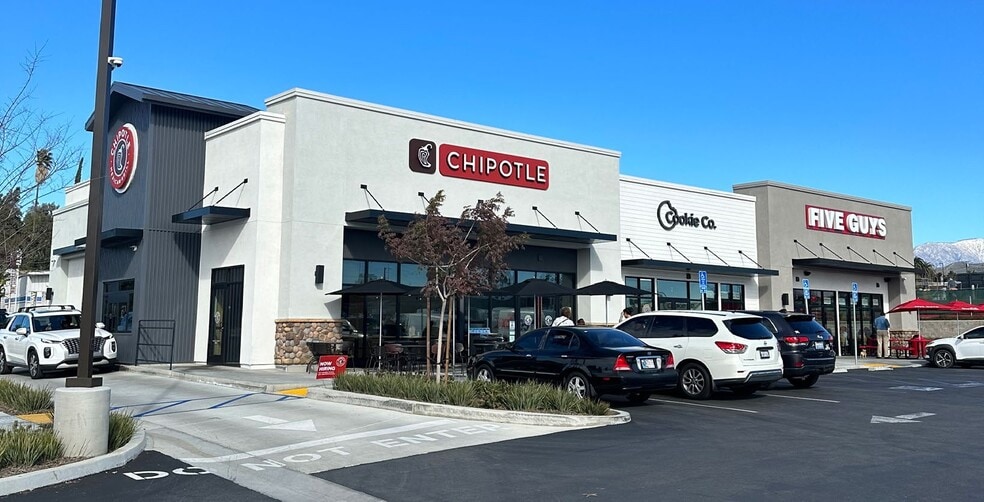 More Photos Of 31555 Yucaipa, Yucaipa Unknown For Lease