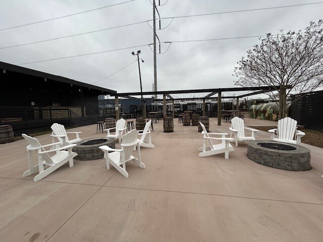 More Photos Of 211 W 24th St, Norfolk Warehouse For Lease